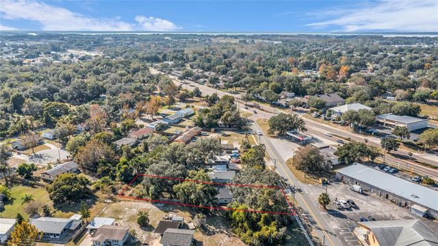 1155 WELLS AVENUE, Tavares, FL 32778