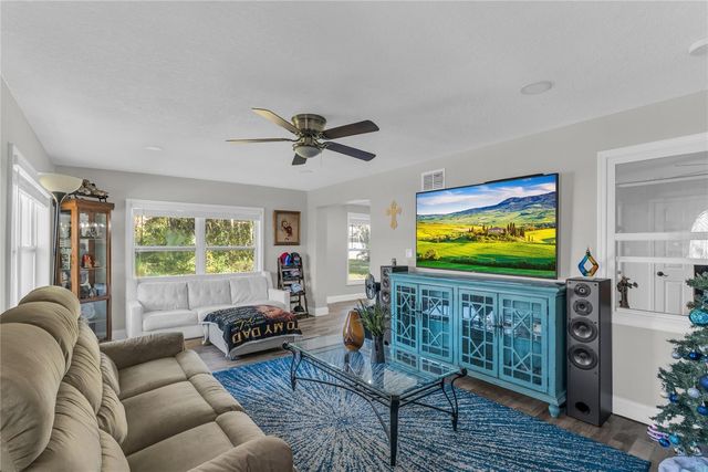 1155 WELLS AVENUE, Tavares, FL 32778