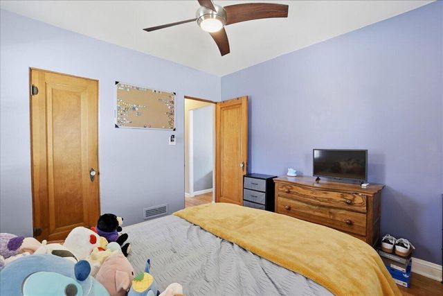 120 W 2nd Street, Hobart, IN 46342