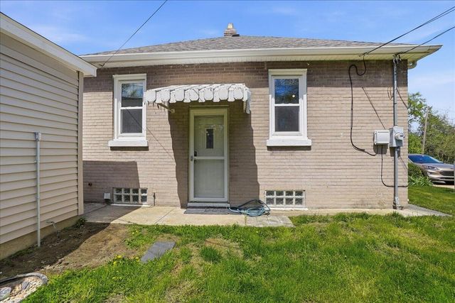 120 W 2nd Street, Hobart, IN 46342