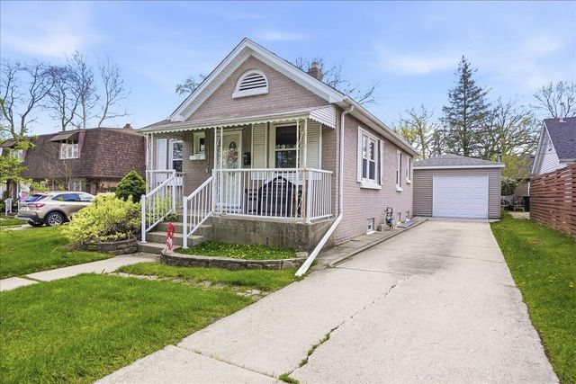 120 W 2nd Street, Hobart, IN 46342