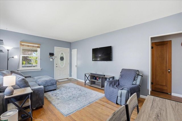 120 W 2nd Street, Hobart, IN 46342