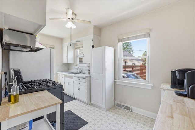 120 W 2nd Street, Hobart, IN 46342