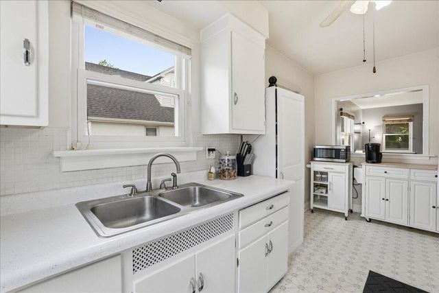 120 W 2nd Street, Hobart, IN 46342