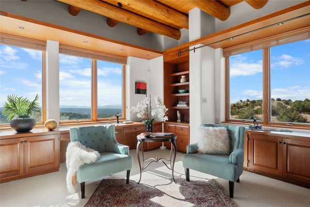 67 Camino Amor, Santa Fe, NM 87506