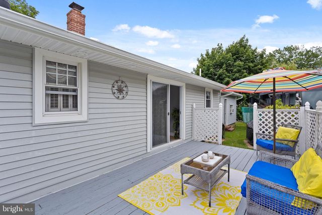 1 LEE CT, Hamilton, NJ 08619