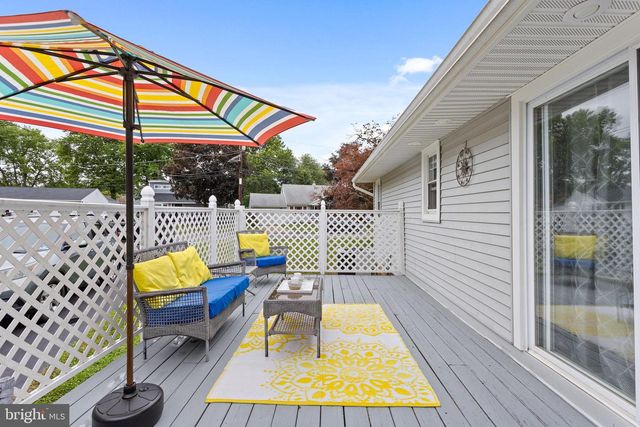 1 LEE CT, Hamilton, NJ 08619