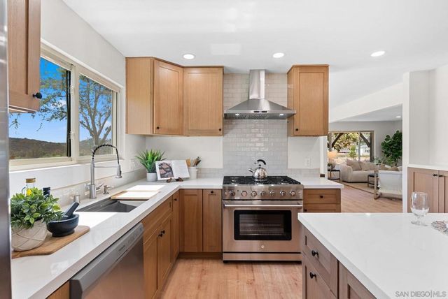 14475 Pebble Canyon Dr, Poway, CA 92064