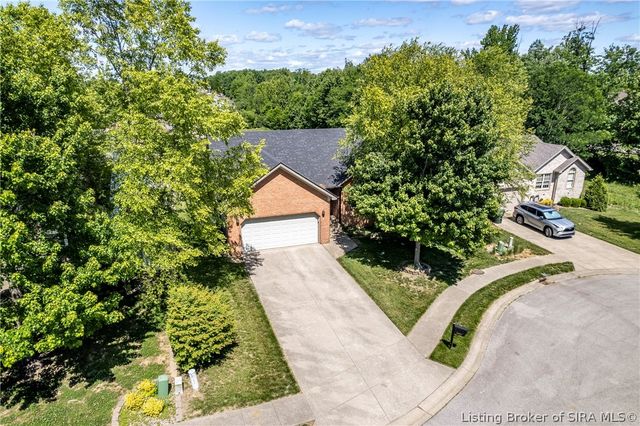 2603 Meadowview Court, Jeffersonville, IN 47130
