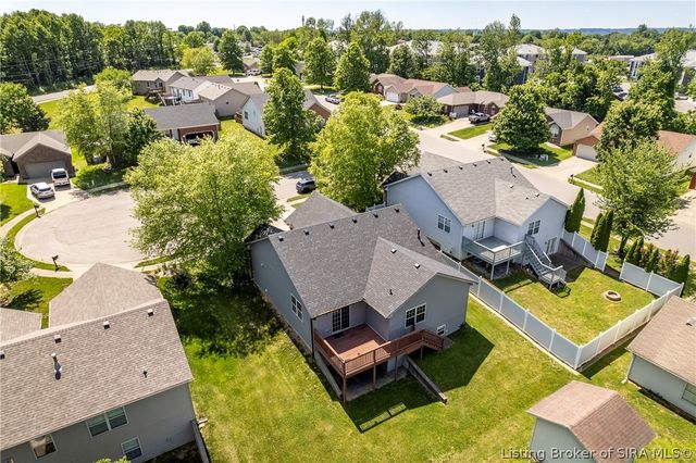 2603 Meadowview Court, Jeffersonville, IN 47130
