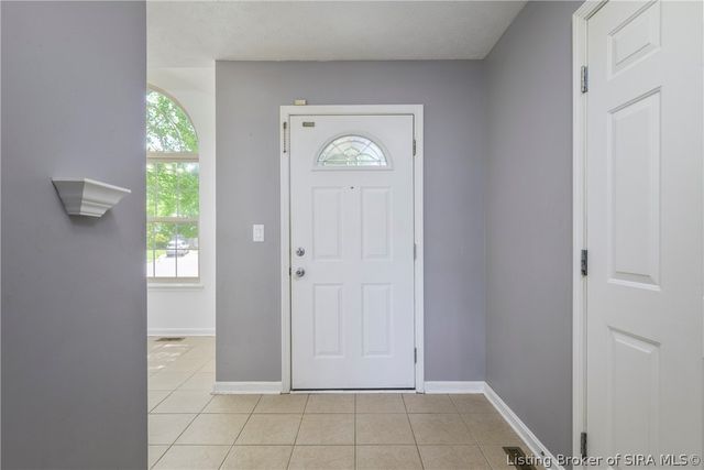 2603 Meadowview Court, Jeffersonville, IN 47130
