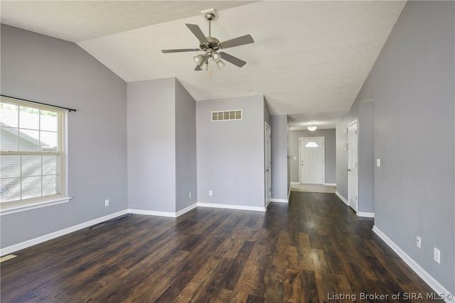 2603 Meadowview Court, Jeffersonville, IN 47130