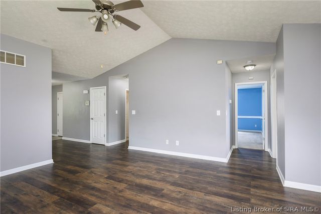 2603 Meadowview Court, Jeffersonville, IN 47130