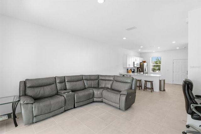 8865 DAYBREAK STREET, Sarasota, FL 34241