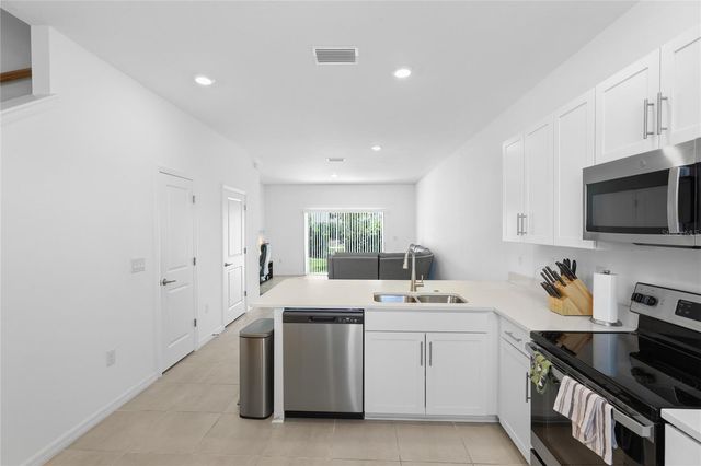8865 DAYBREAK STREET, Sarasota, FL 34241