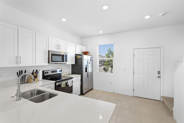 8865 DAYBREAK STREET, Sarasota, FL 34241