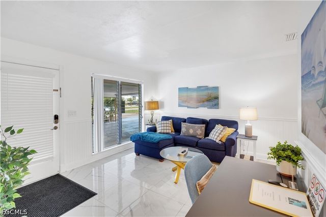 4913 Vincennes ST 3, Cape Coral, FL 33904