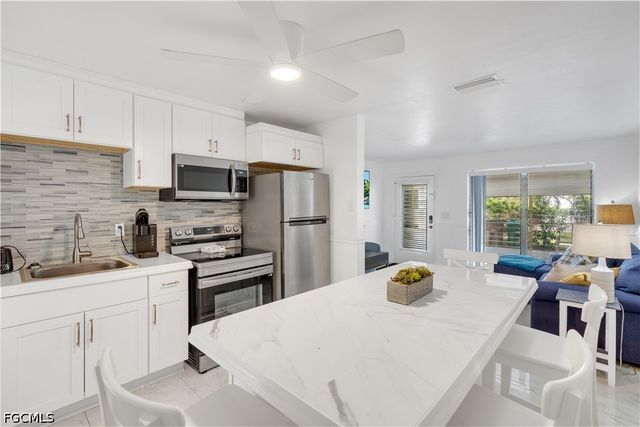 4913 Vincennes ST 3, Cape Coral, FL 33904