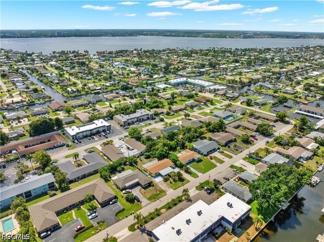4913 Vincennes ST 3, Cape Coral, FL 33904
