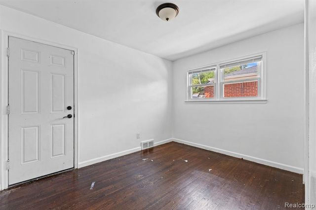 20261 Burt Road, Detroit, MI 48219