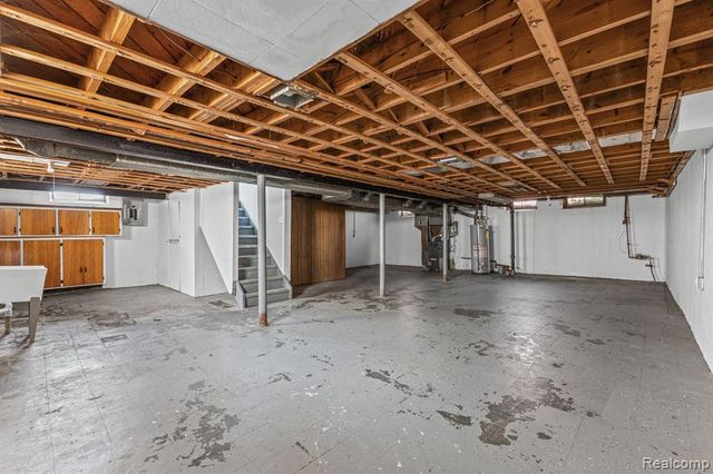 20261 Burt Road, Detroit, MI 48219