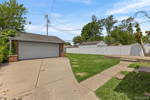 20261 Burt Road, Detroit, MI 48219