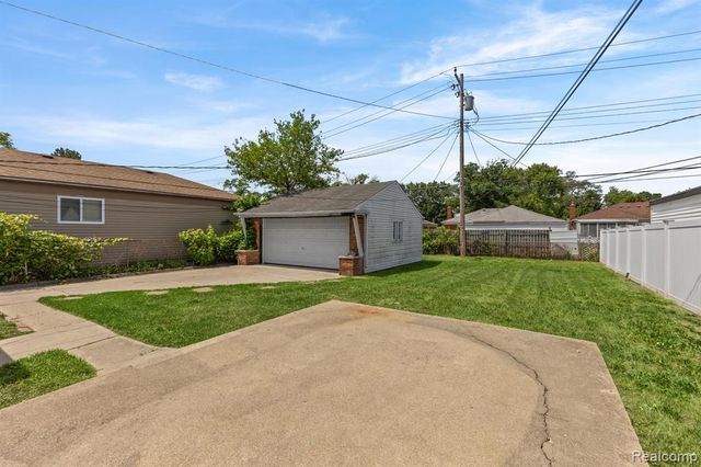 20261 Burt Road, Detroit, MI 48219