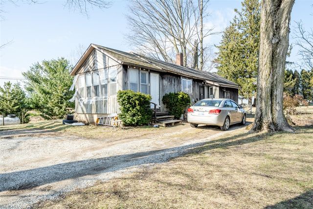 2993 E Lemon Creek Road, Berrien Springs, MI 49103