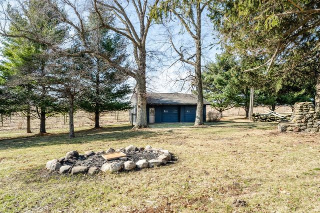 2993 E Lemon Creek Road, Berrien Springs, MI 49103