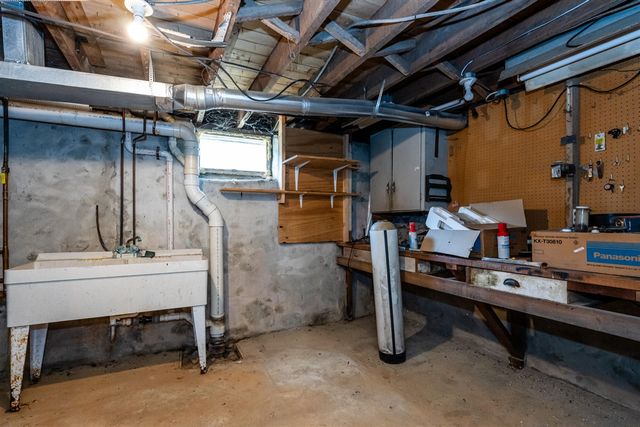 2993 E Lemon Creek Road, Berrien Springs, MI 49103