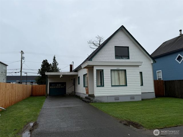 809 W Market Street, Aberdeen, WA 98520