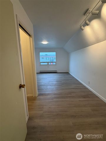 809 W Market Street, Aberdeen, WA 98520