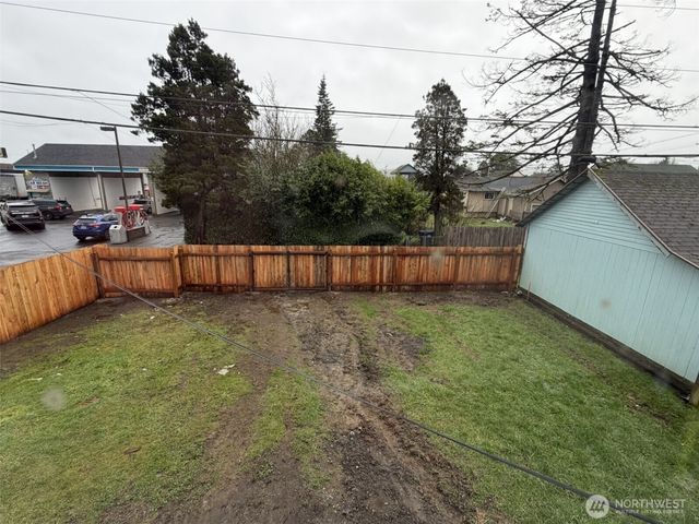 809 W Market Street, Aberdeen, WA 98520