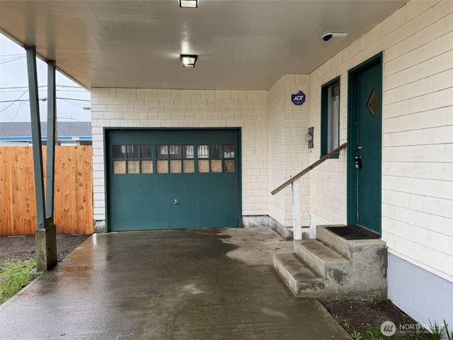 809 W Market Street, Aberdeen, WA 98520