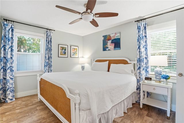 220 Tennessee Ave, St Simons Island, GA 31522