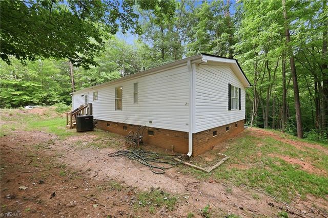 155 Coryland Drive, Walkertown, NC 27051