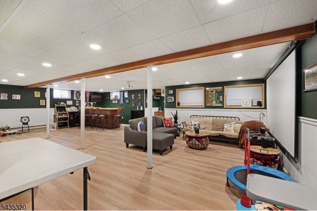 1100 Thomas St, Hillside Twp., NJ 07205