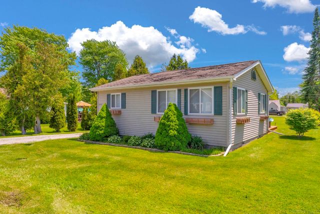 7296 Cedar Road, Worth Twp, MI 48450