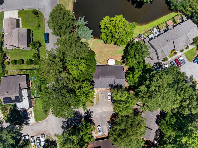 101 Chattum Court, Summerville, SC 29485