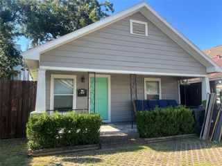 4221 Marina Street, Houston, TX 77007