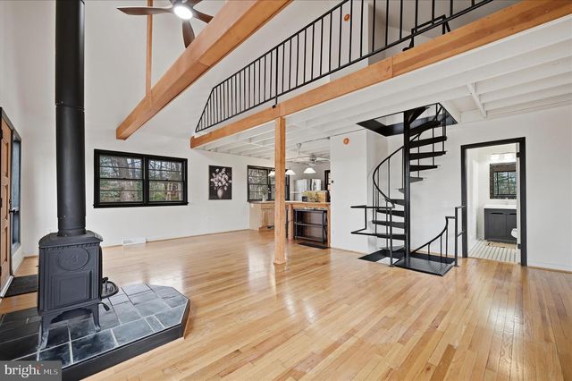 175 FERN DR, Harpers Ferry, WV 25425