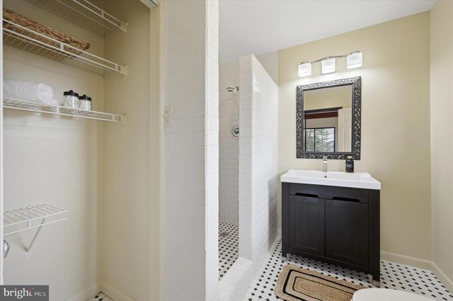 175 FERN DR, Harpers Ferry, WV 25425