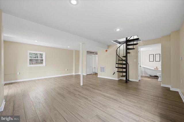 175 FERN DR, Harpers Ferry, WV 25425