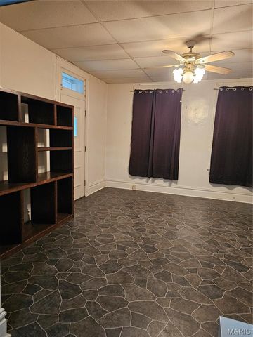 6104 Idaho Avenue, St Louis, MO 63111