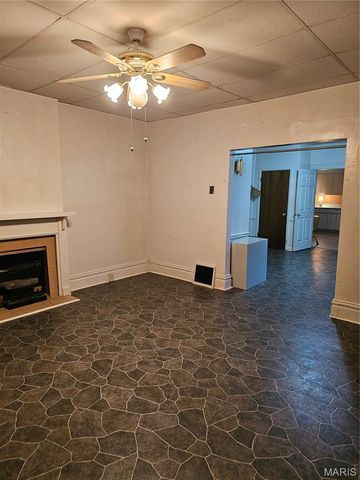 6104 Idaho Avenue, St Louis, MO 63111