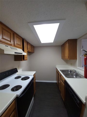 8005 Rothington Road 57, Dallas, TX 75227