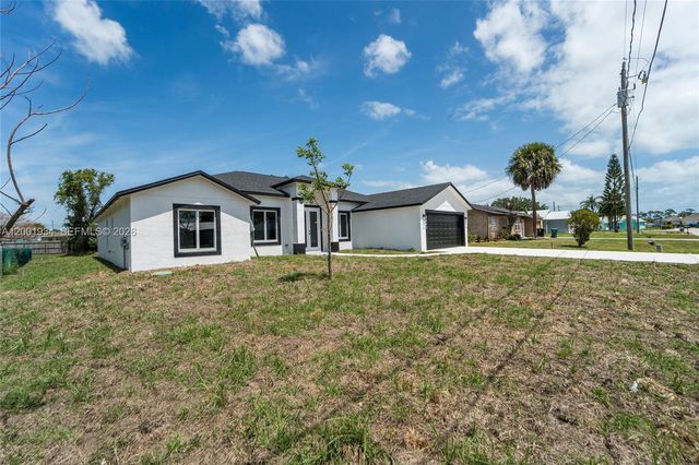 2857 SE Cabana Lane, Port St. Lucie, Port St Lucie, FL 34952