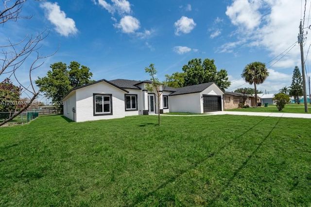 2857 SE Cabana Lane, Port St. Lucie, Port St Lucie, FL 34952