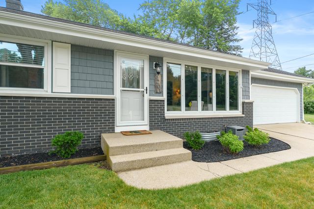 6201 Cypress Street, Portage, MI 49024