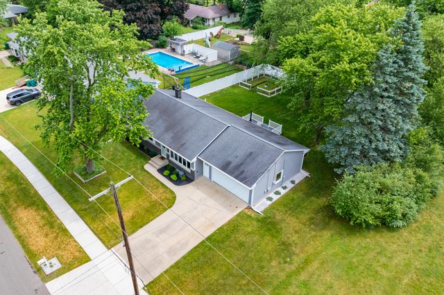 6201 Cypress Street, Portage, MI 49024